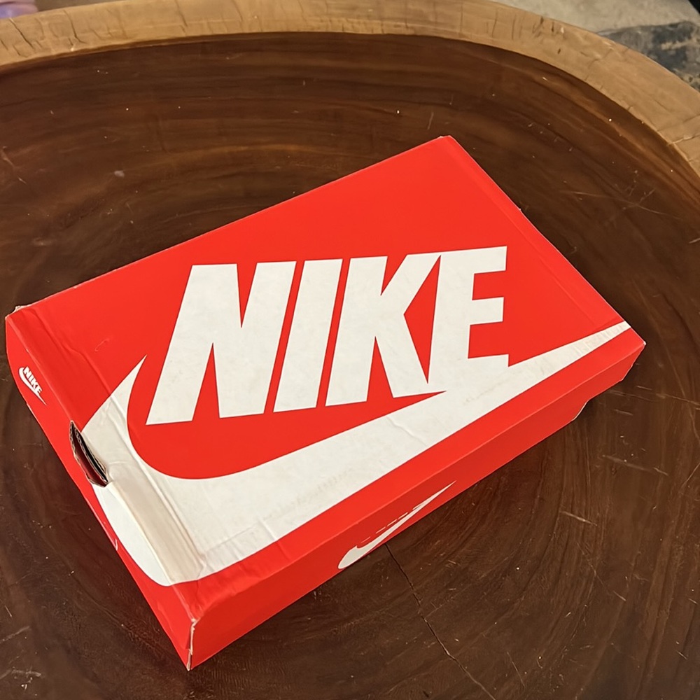 Nike Dualtone Racer (Black & White) - Picture 4 of 10